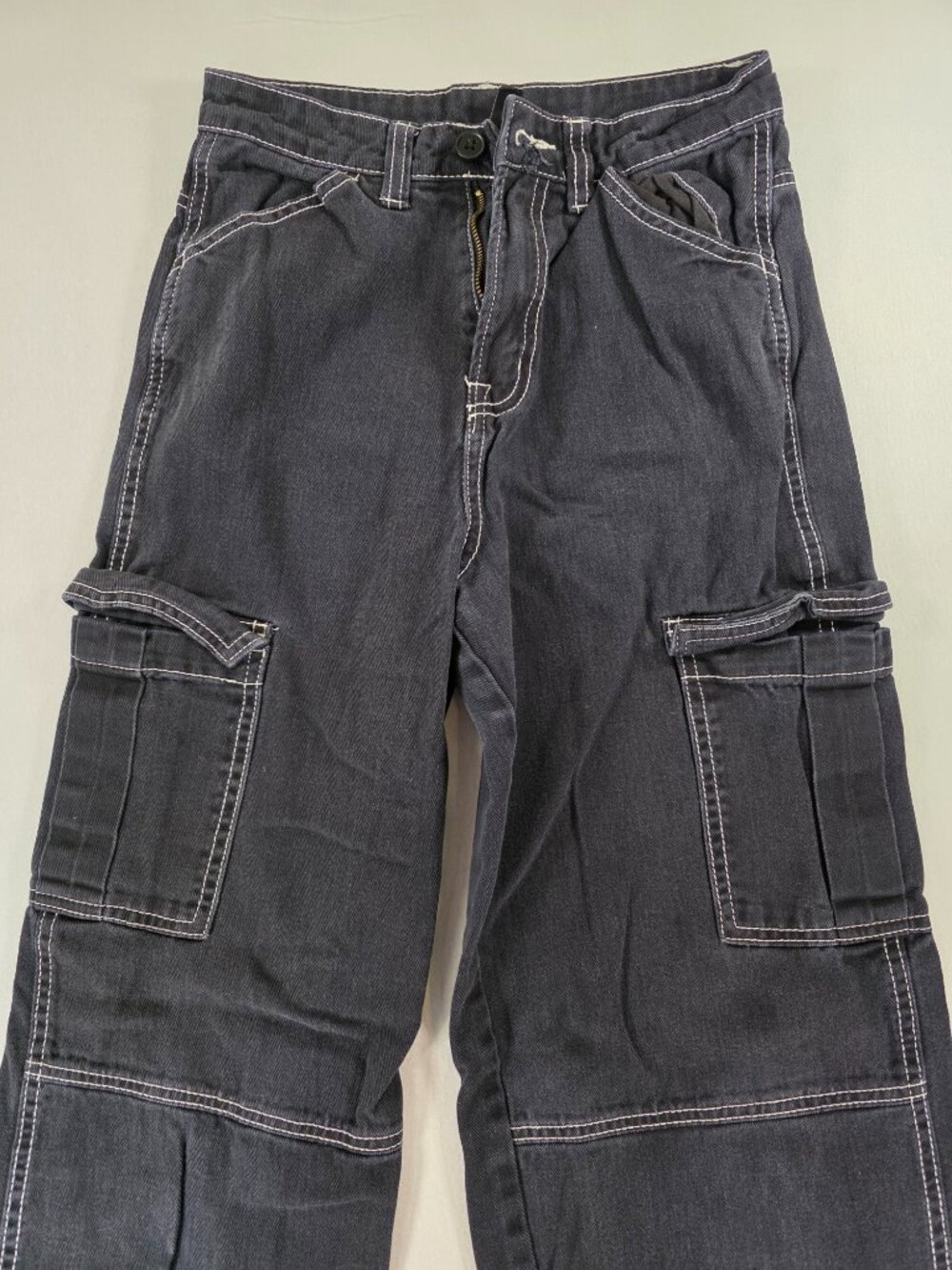 Divided H&M Jeans 90s Y2K Era Cargo Pockets Black Women's Size 0 - Picture 4 of 16